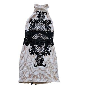 Pretty Little Thing Dress Lace Stretch Dress Size 2